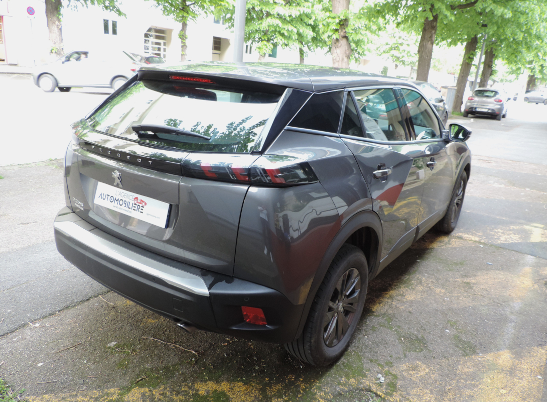 Peugeot 2008 — 4