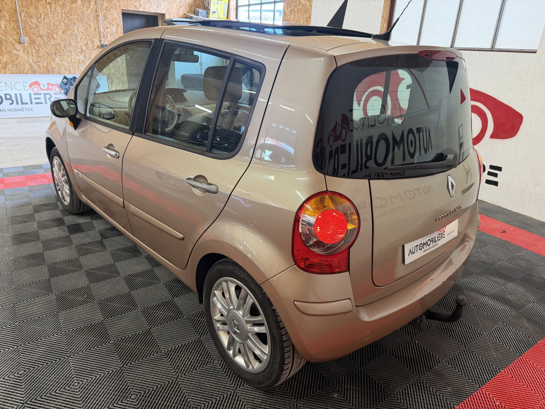 Renault Modus — 3