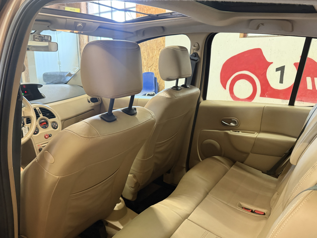 Renault Modus — 18