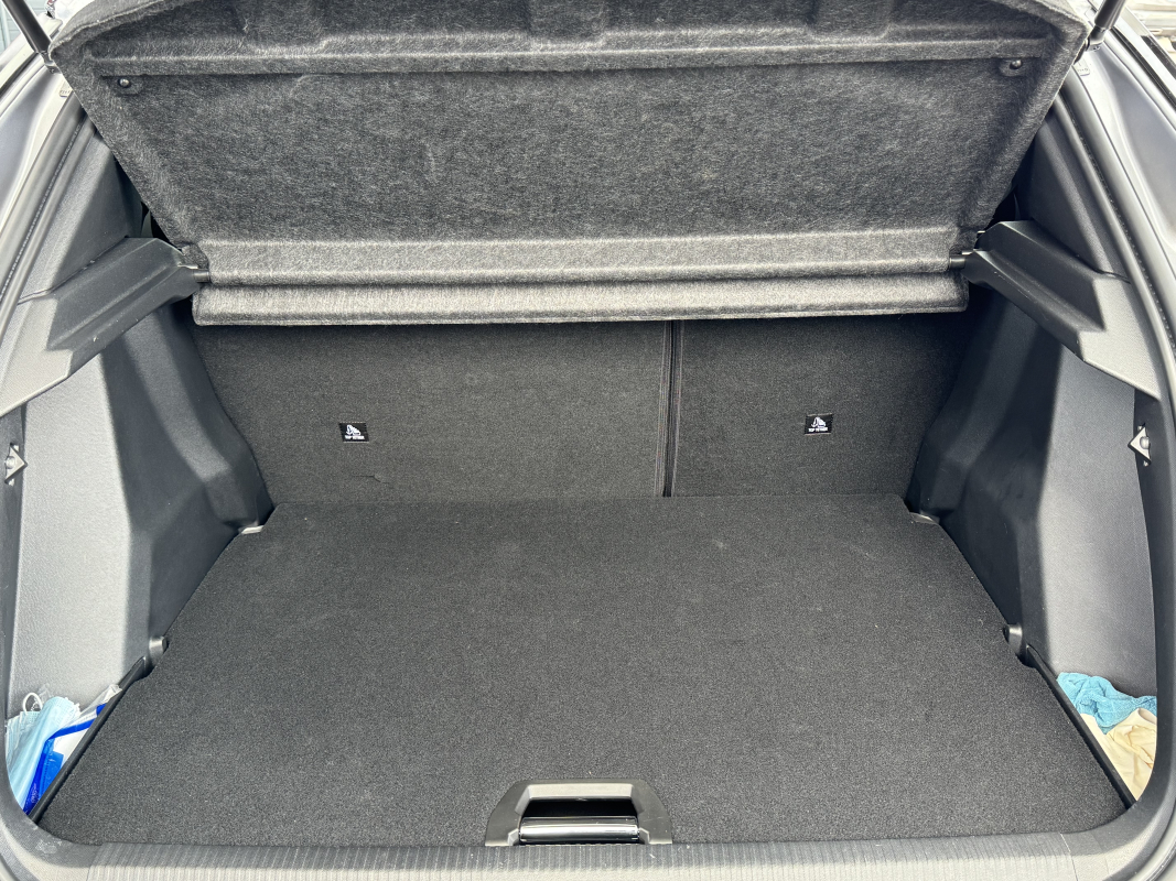 Peugeot 2008 — 14