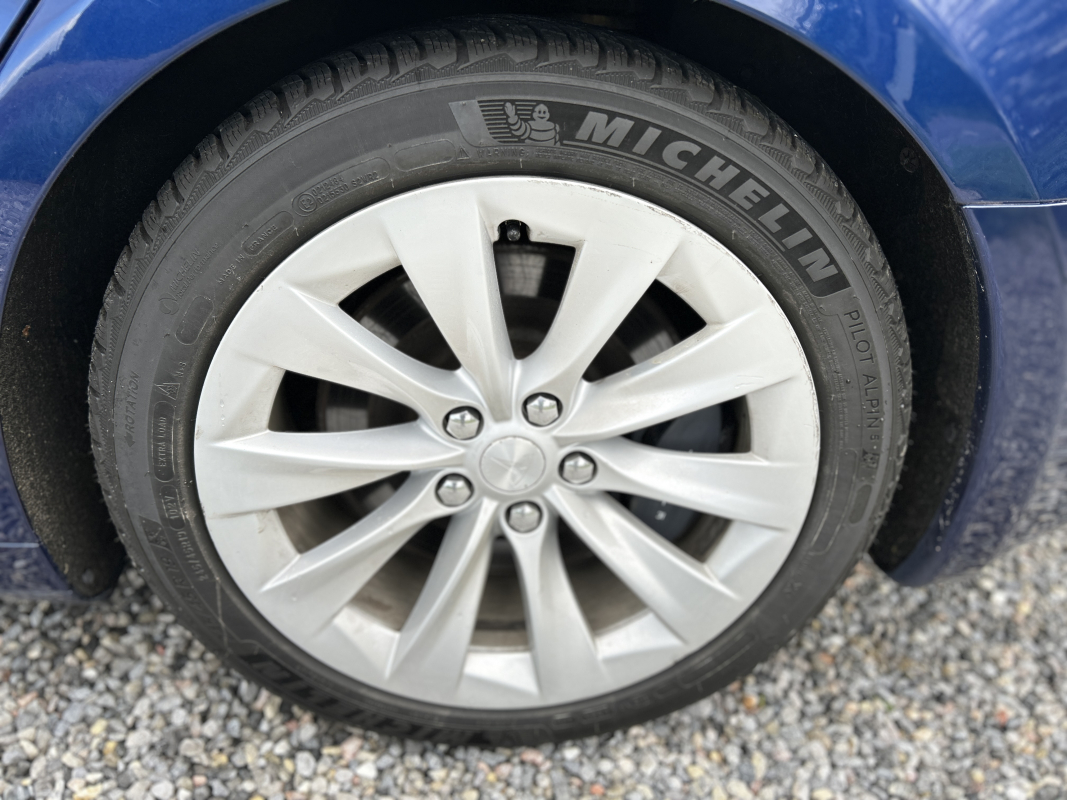 Tesla Model S — 33