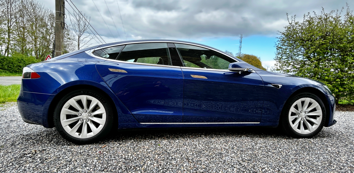 Tesla Model S — 11