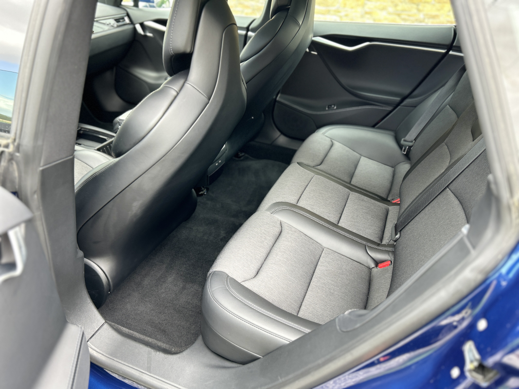Tesla Model S — 16