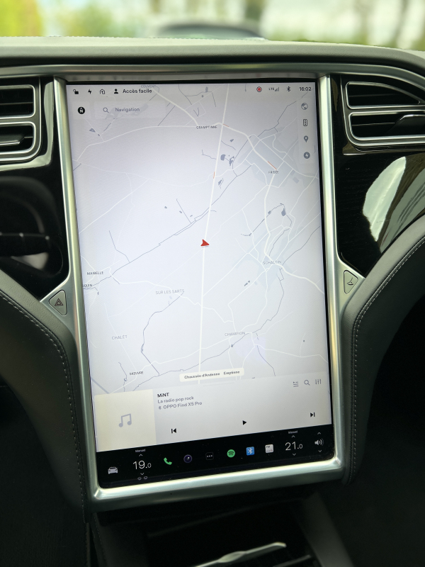 Tesla Model S — 22