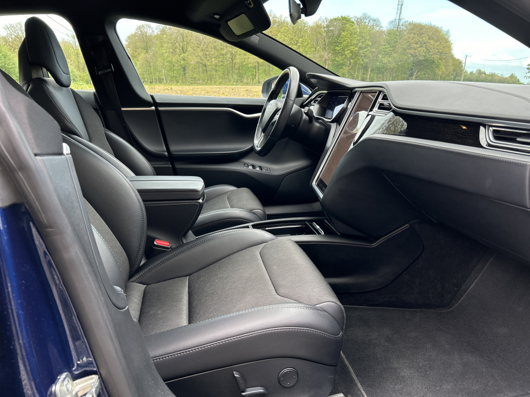Tesla Model S — 19