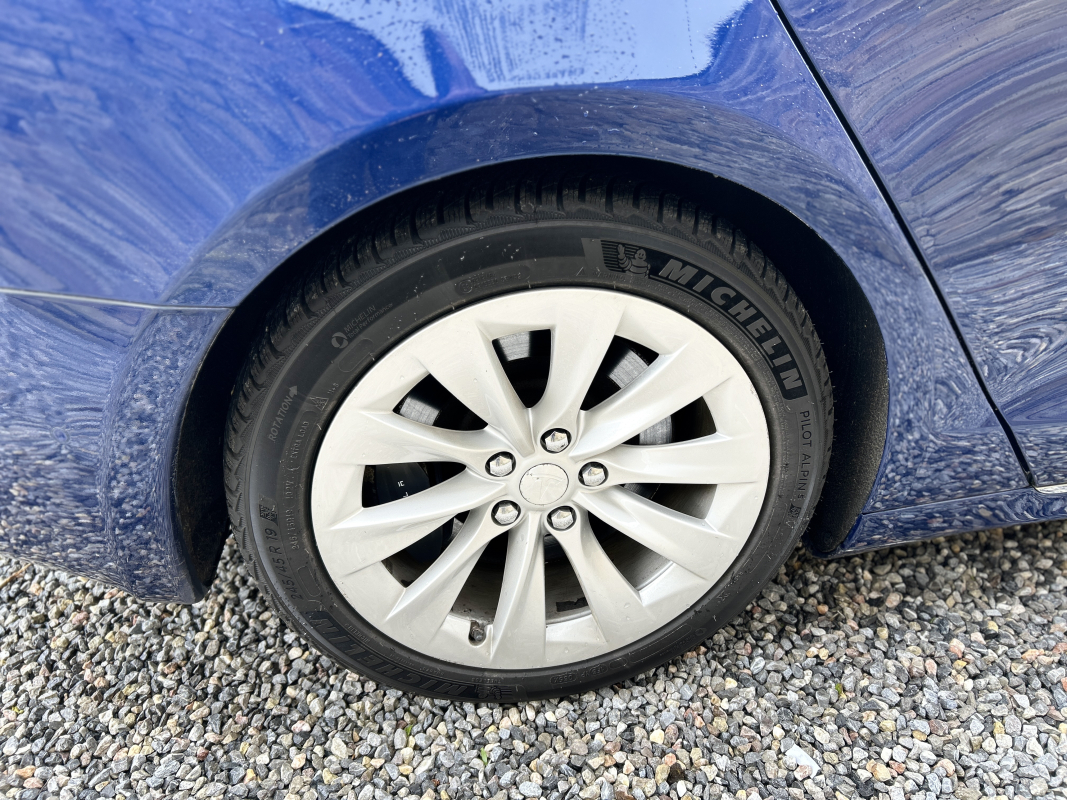Tesla Model S — 31