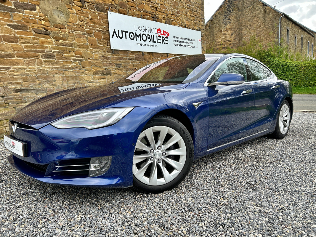 Tesla Model S — 3