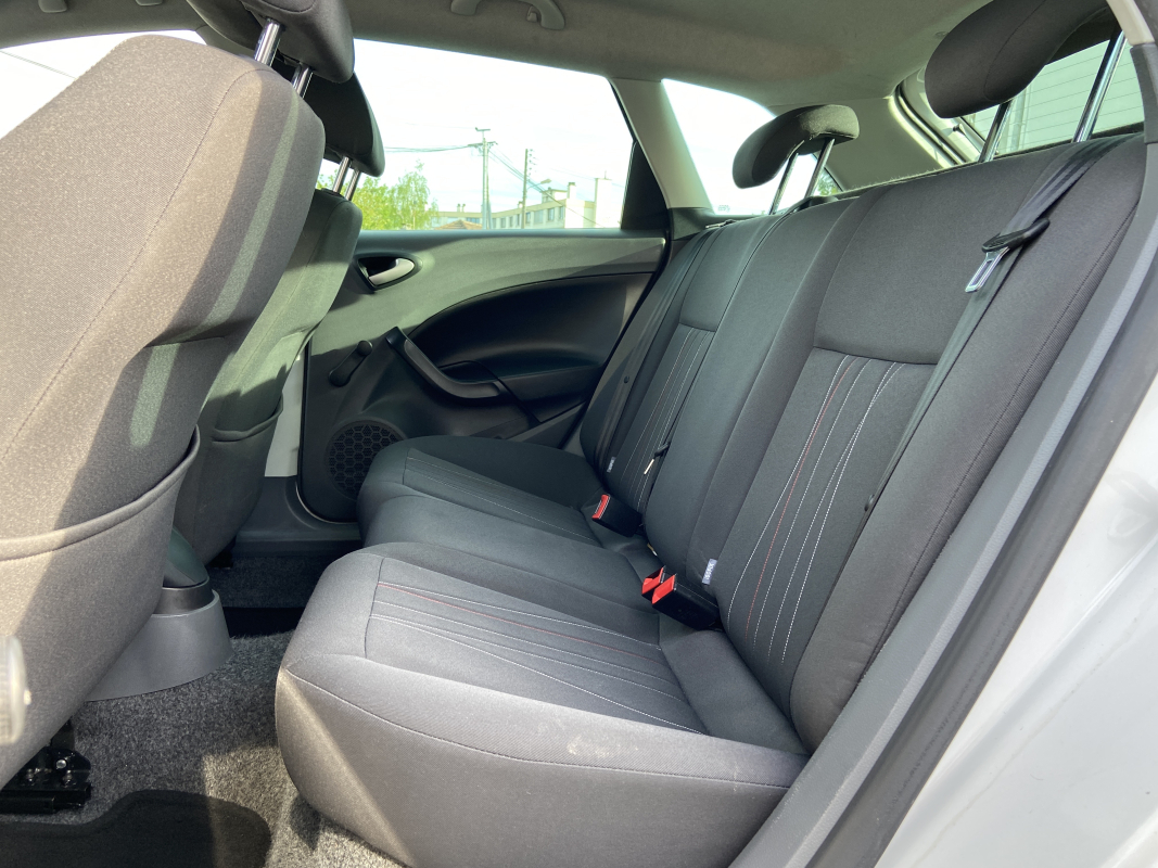 Seat Ibiza ST — 12
