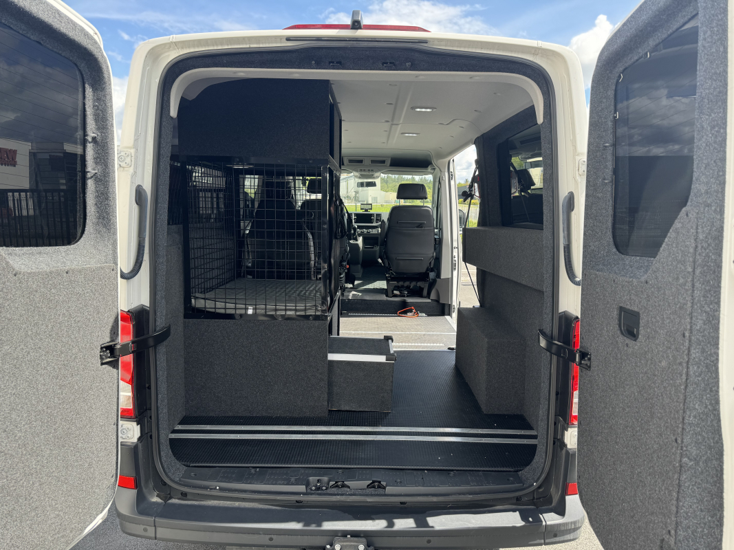 Volkswagen Crafter — 18