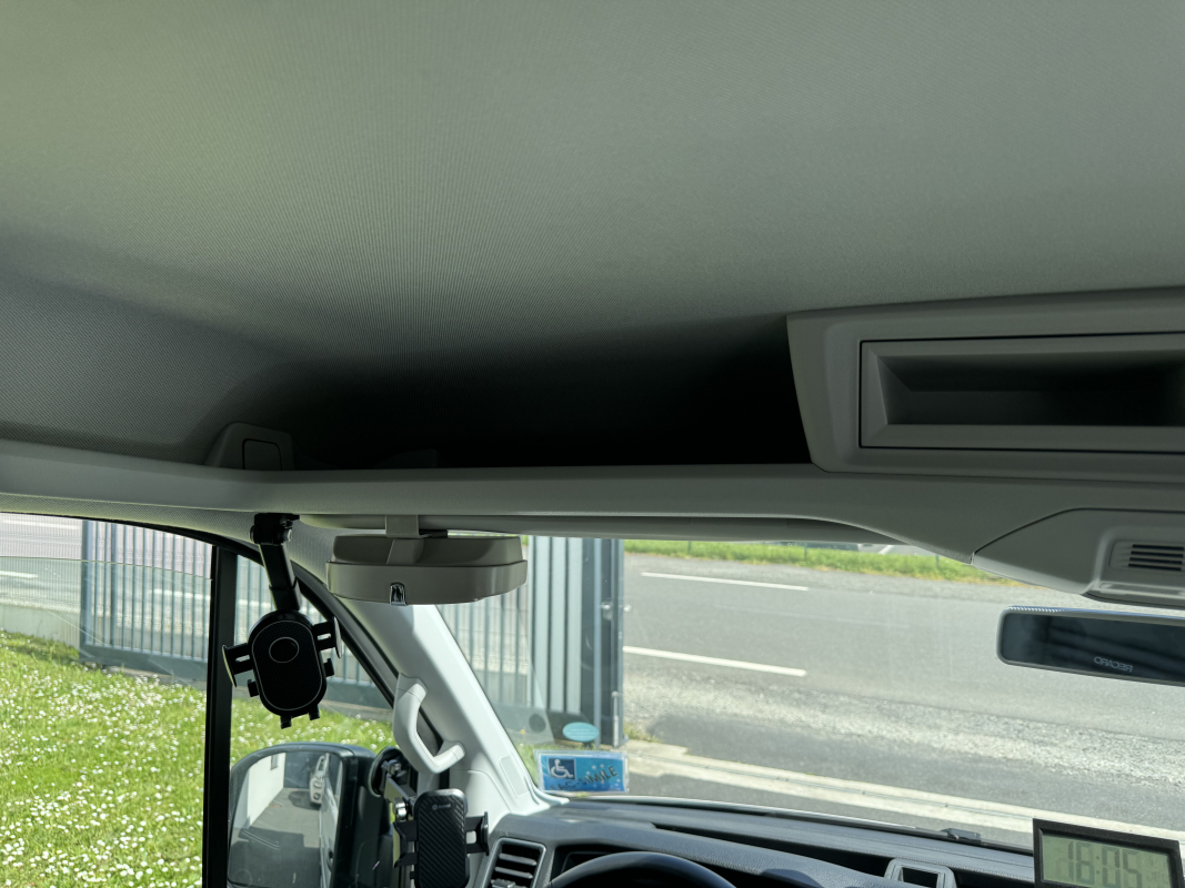 Volkswagen Crafter — 33