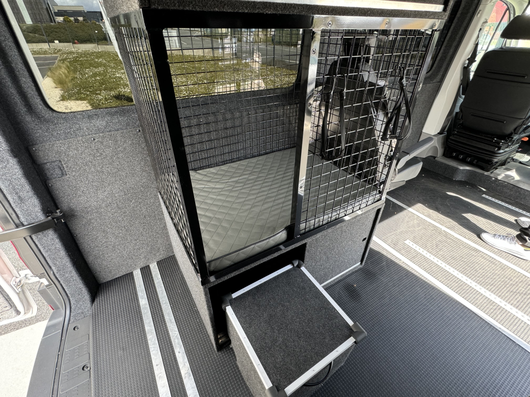 Volkswagen Crafter — 24