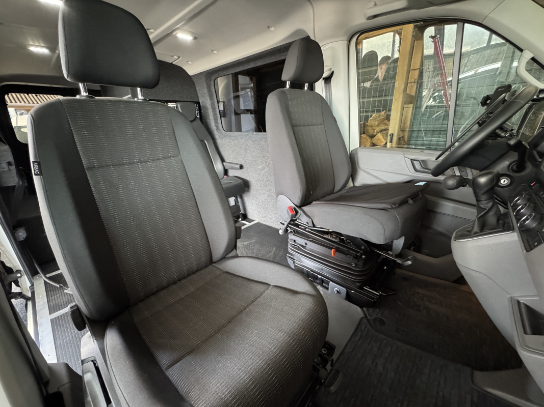 Volkswagen Crafter — 9