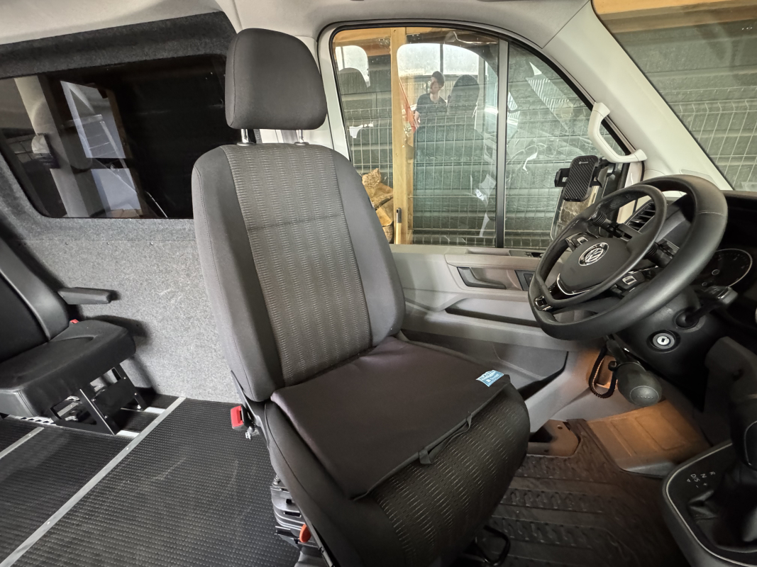 Volkswagen Crafter — 12
