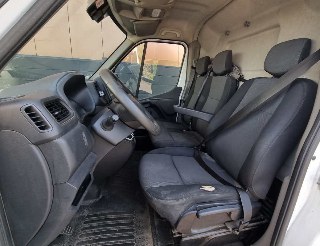 Renault Master — 11