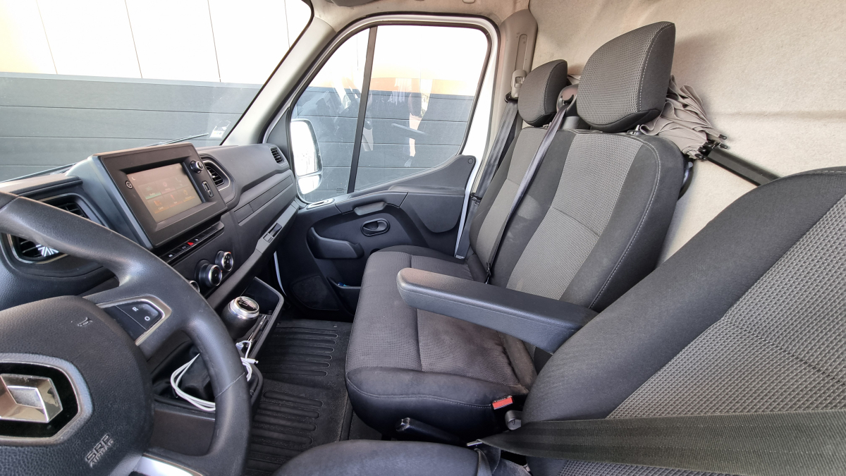 Renault Master — 13