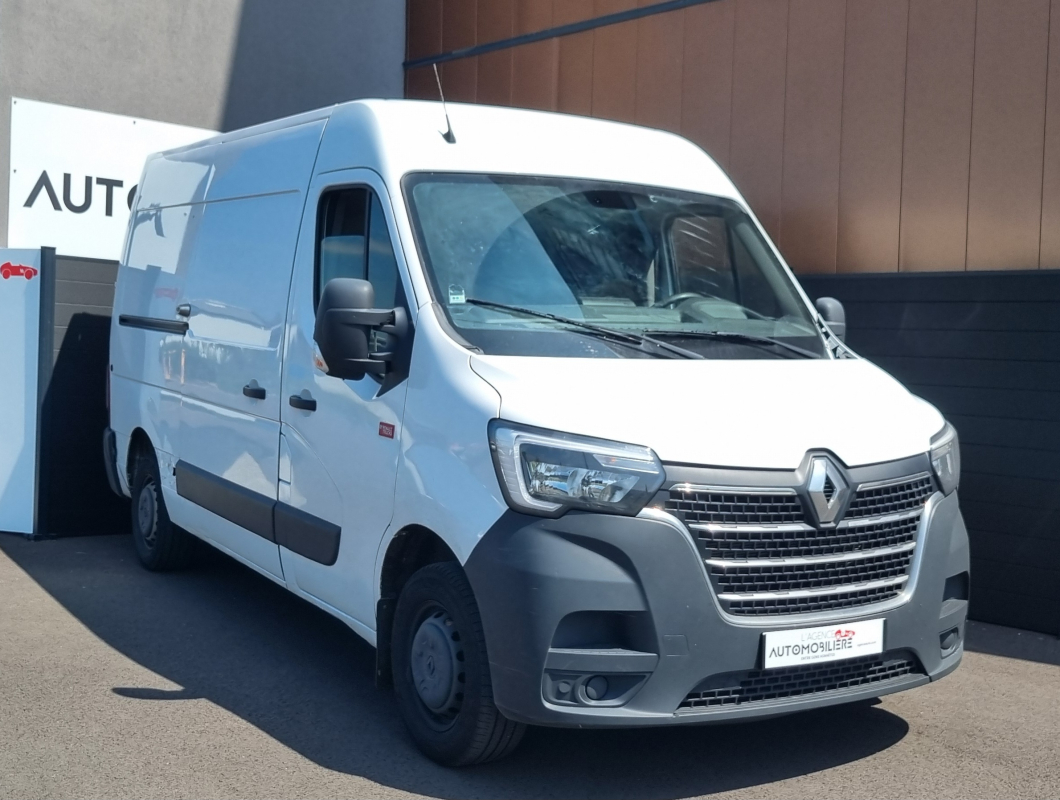 Renault Master — 3