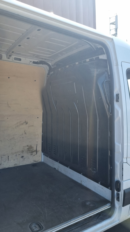 Renault Master — 28