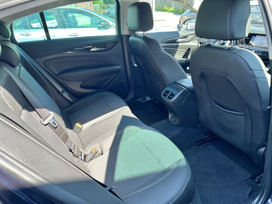 Opel Insignia — 24