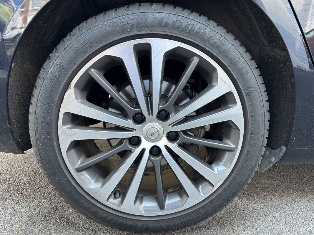 Opel Insignia — 9