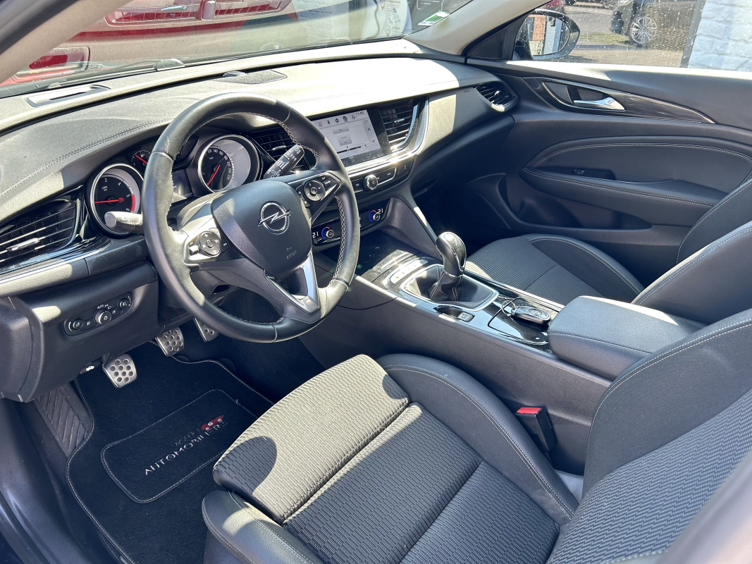 Opel Insignia — 20