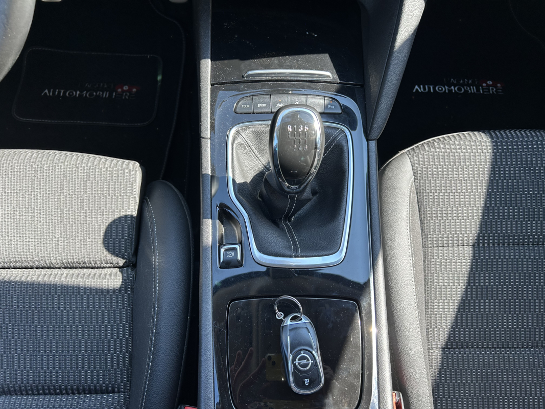 Opel Insignia — 19