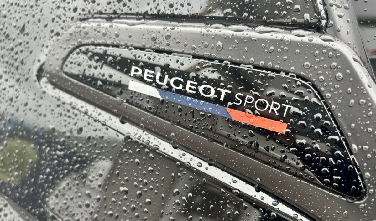 Peugeot 208 — 20