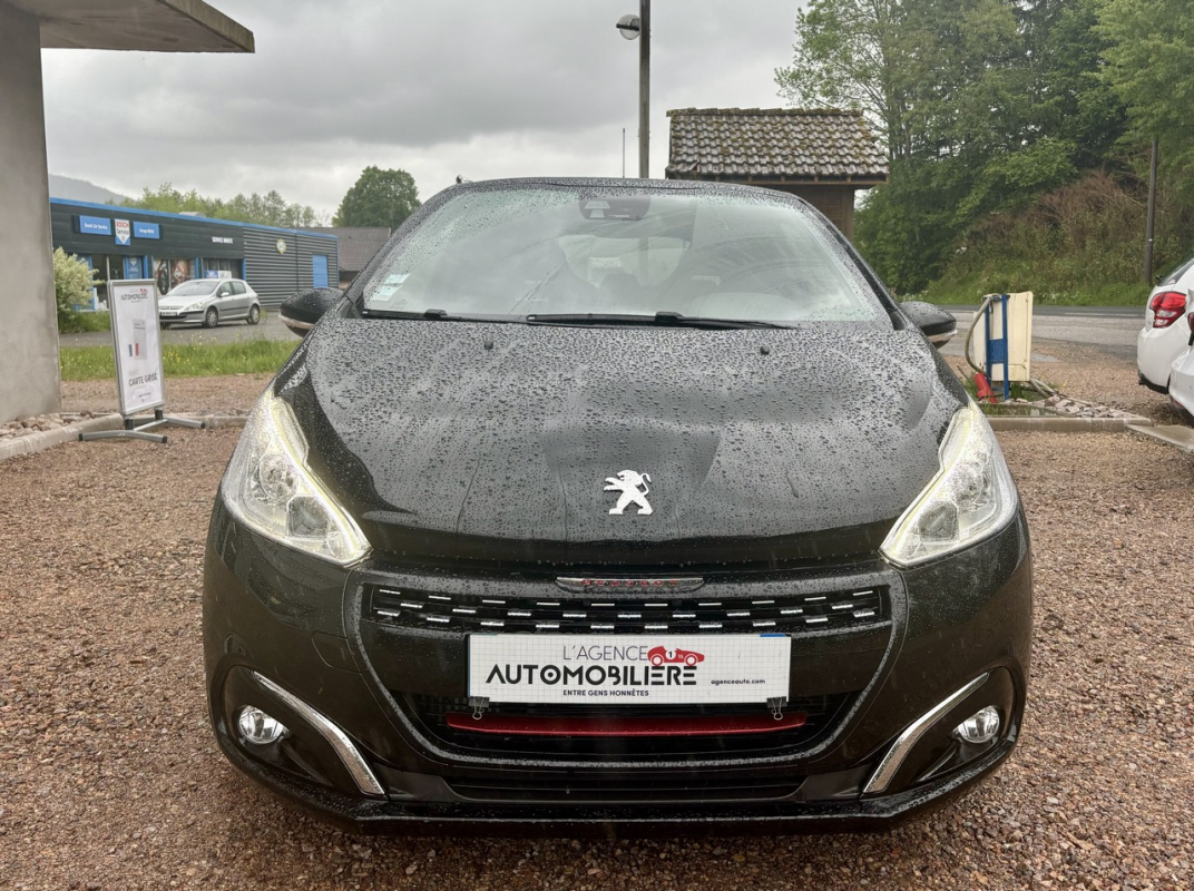 Peugeot 208 — 2