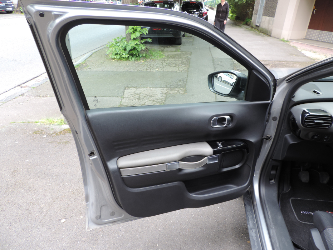 Citroen C4 Cactus — 12