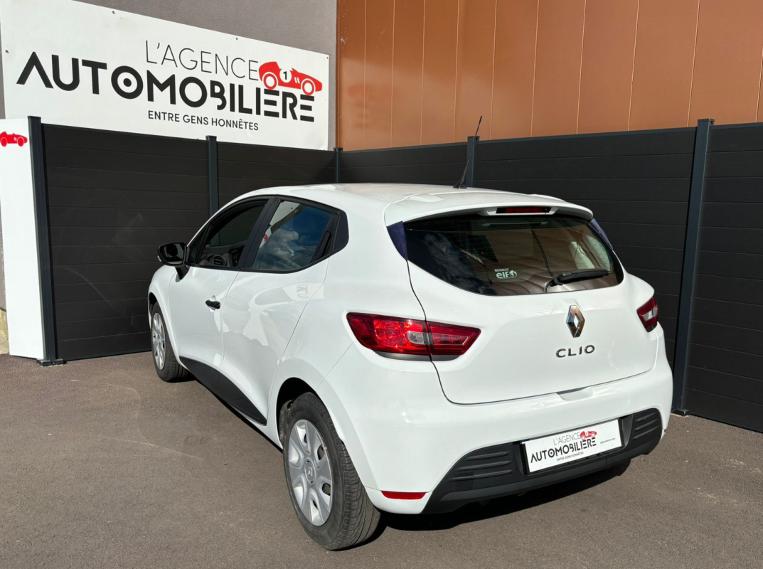 Renault Clio — 7