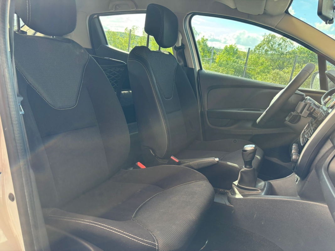Renault Clio — 13