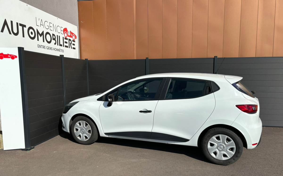 Renault Clio — 6
