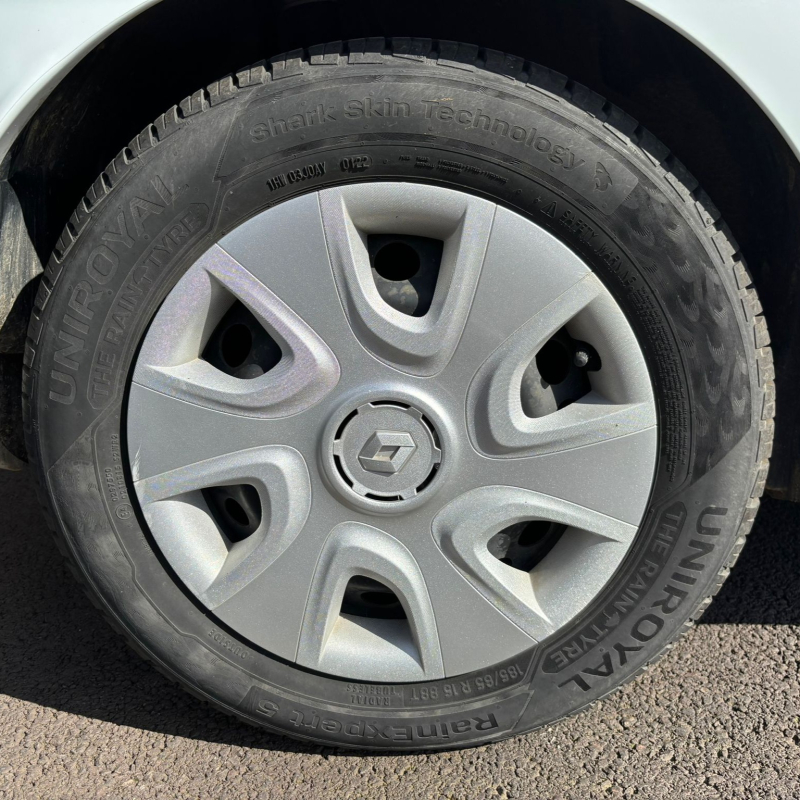 Renault Clio — 26