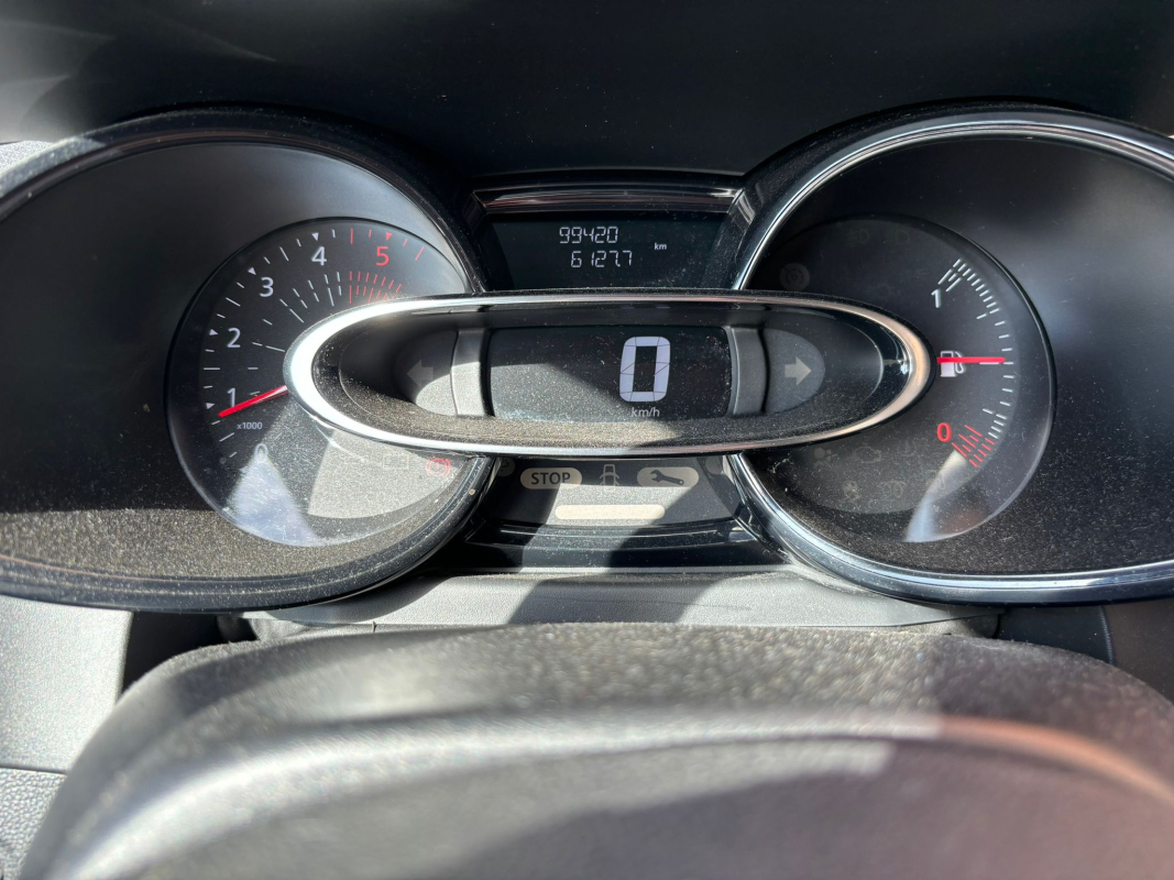 Renault Clio — 21