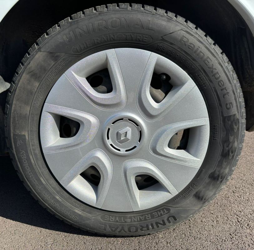 Renault Clio — 27