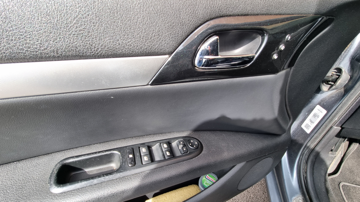 Peugeot 407 — 23