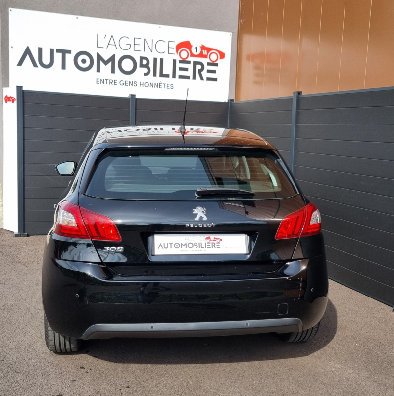 Peugeot 308 — 4