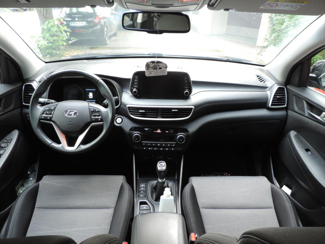 Hyundai Tucson — 19