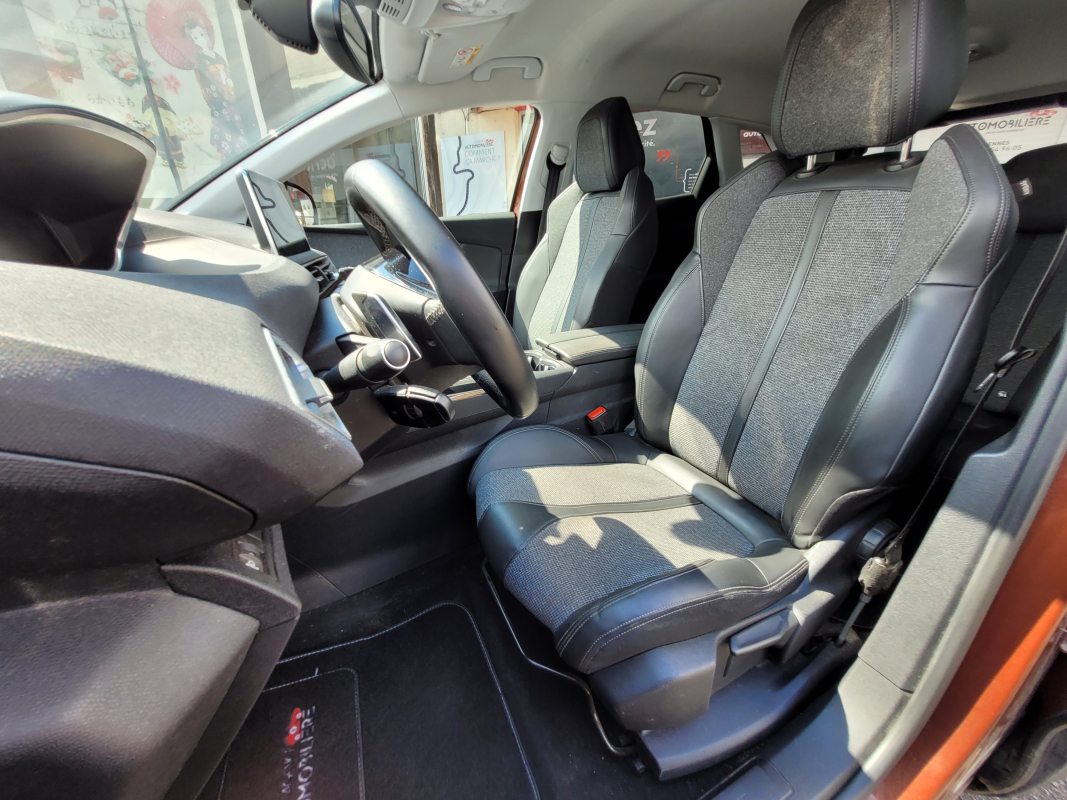 Peugeot 3008 — 9