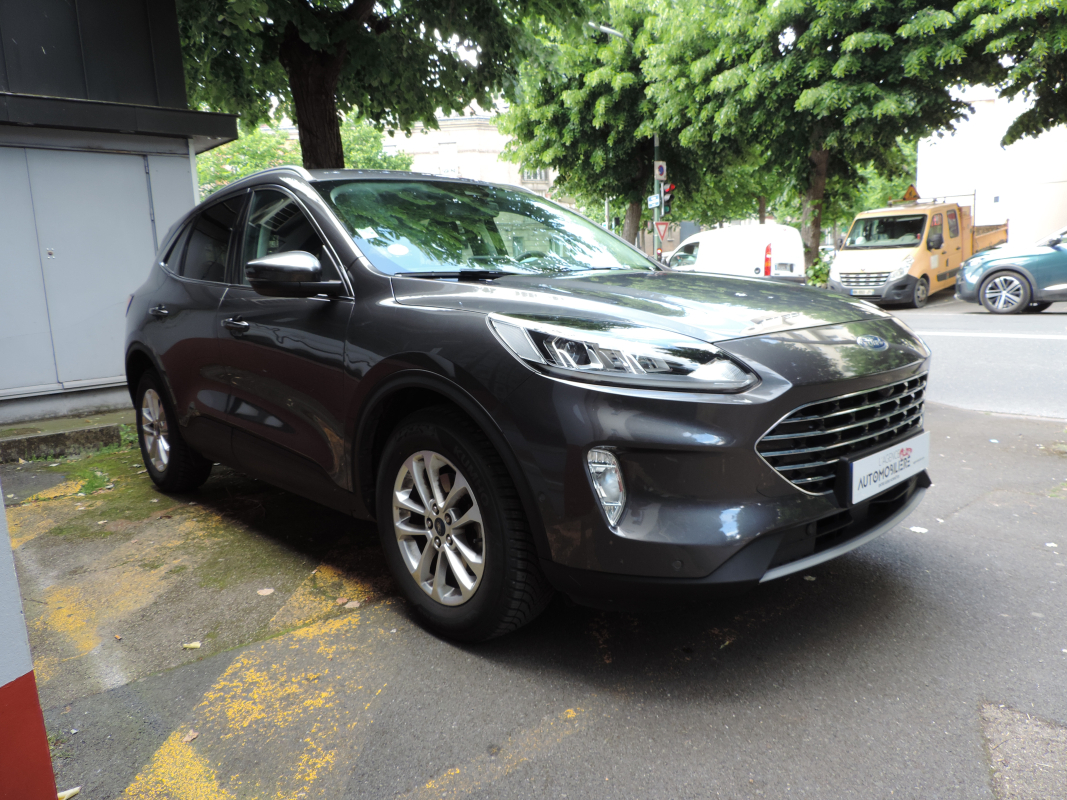 Ford Kuga — 3