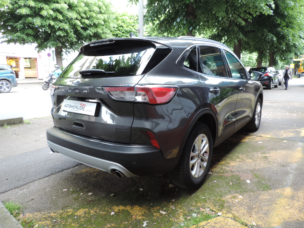 Ford Kuga — 4