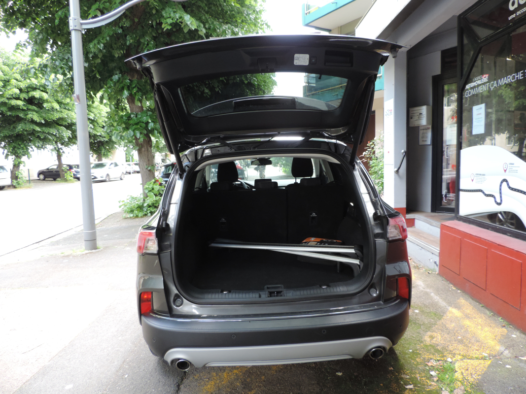 Ford Kuga — 8