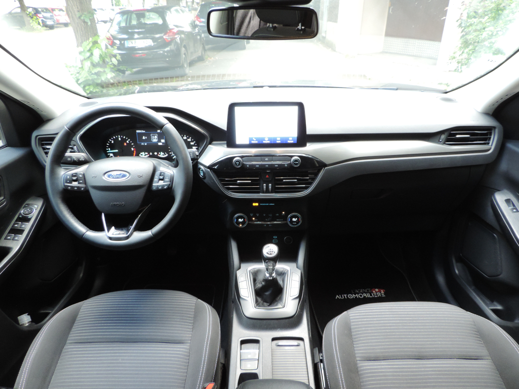 Ford Kuga — 17