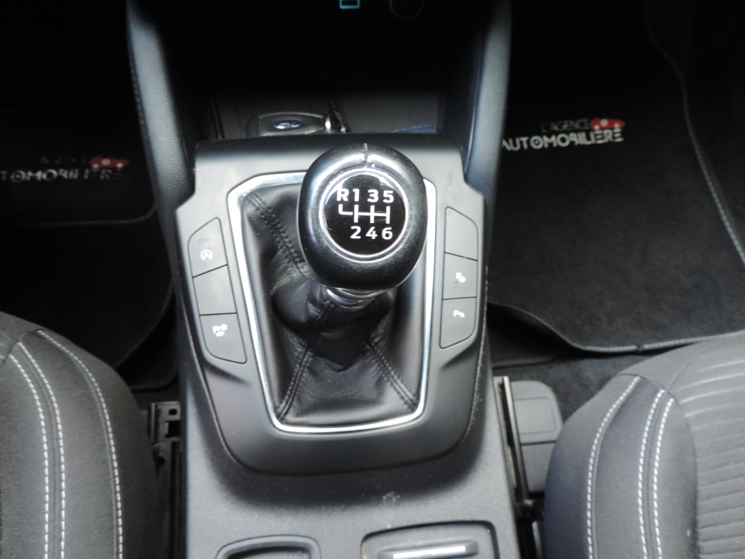 Ford Kuga — 32