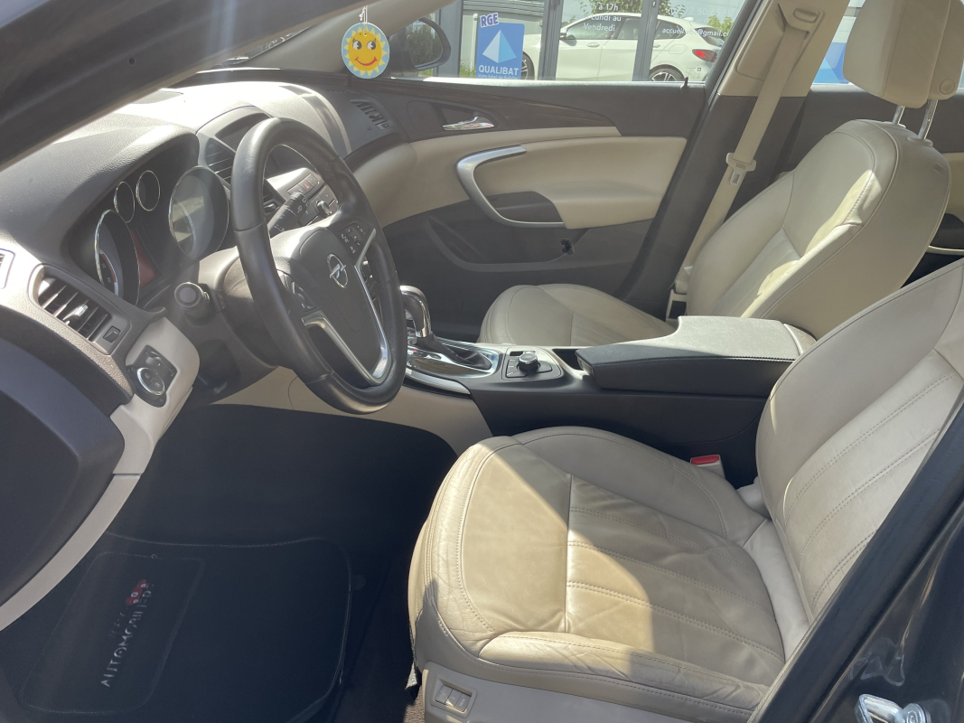 Opel Insignia — 11