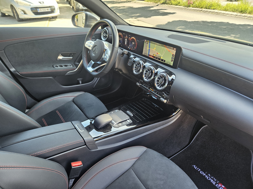 Mercedes Classe CLA — 61