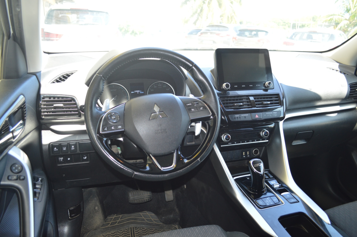 Mitsubishi Eclipse Cross — 13