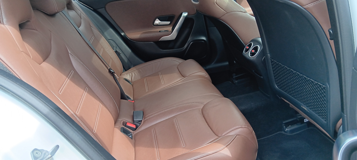 Mercedes Classe A — 14