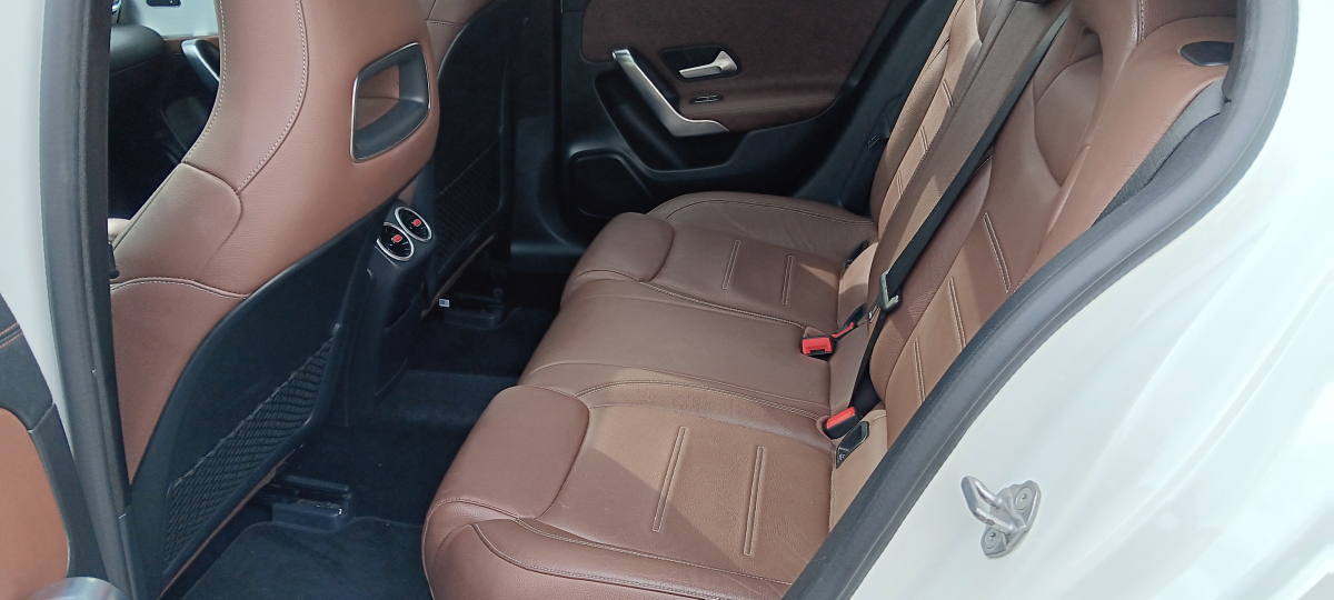 Mercedes Classe A — 15
