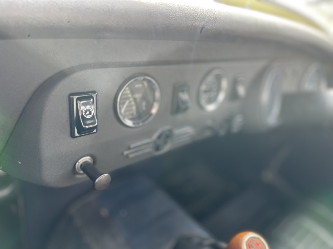 MG Midget — 16