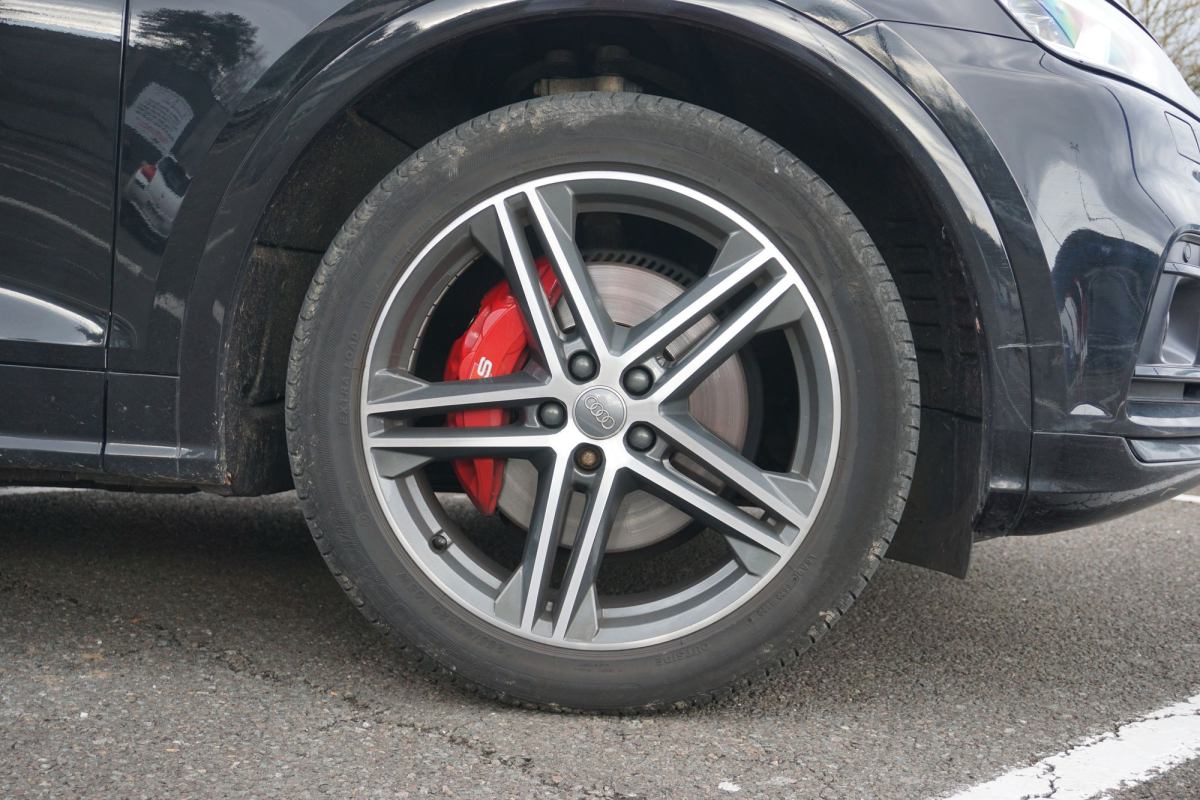 Audi SQ5 — 64